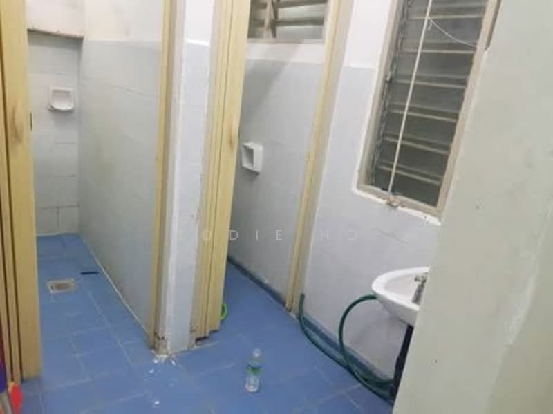Apartment for Rent at Laman Damai (Li Garden) - Eddie Ho - Bathroom - PropertyGuru.com.my