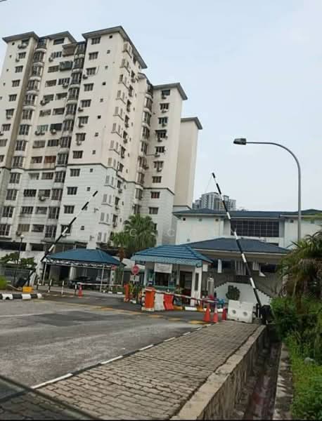 Rumah Bandar untuk Dijual di Taman Sri Sentosa (Jalan Klang Lama (Old Klang Road)) - Eric Chan - Exterior - PropertyGuru.com.my