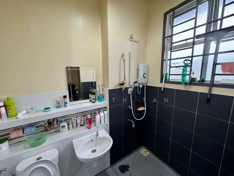Rumah Teres untuk Dijual di Johor Bahru (Johor) - Kenneth Tan - PropertyGuru.com.my