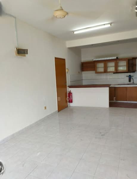 Pangsapuri untuk Dijual di Pangsapuri Wira - Chia Booi Lee - Kitchen - PropertyGuru.com.my