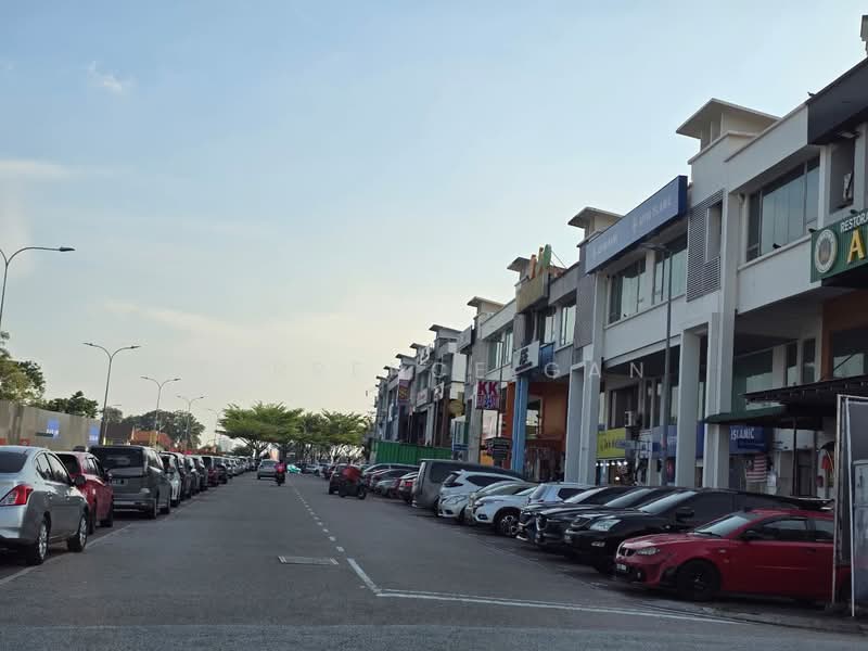 Kedai / Pejabat untuk Disewa di Taman Kebun Teh (Johor Bahru) - Terrence Gan - Direct facing main road  - PropertyGuru.com.my