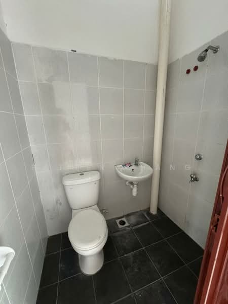Rumah Teres 2 Tingkat untuk Dijual di Taman Pulai Mutiara (Iskandar Puteri (Nusajaya)) - Esther Chang - Bathroom - PropertyGuru.com.my
