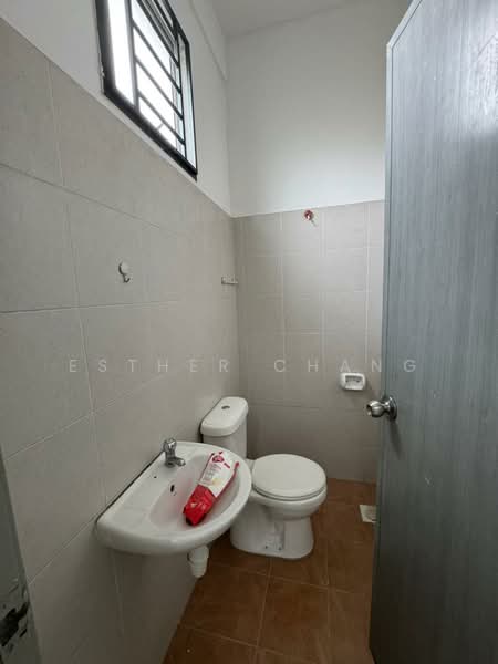 Rumah Teres 2 Tingkat untuk Dijual di Taman Pulai Mutiara (Iskandar Puteri (Nusajaya)) - Esther Chang - Bathroom - PropertyGuru.com.my