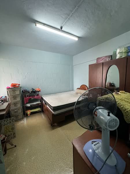 Rumah Flat untuk Dijual di Lorong Tenggiri - Cyndi Chan - Bedroom - PropertyGuru.com.my
