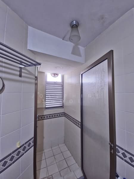 Condominium for Rent at Riana Green Condominium - Josephine Gooi - Bathroom - PropertyGuru.com.my