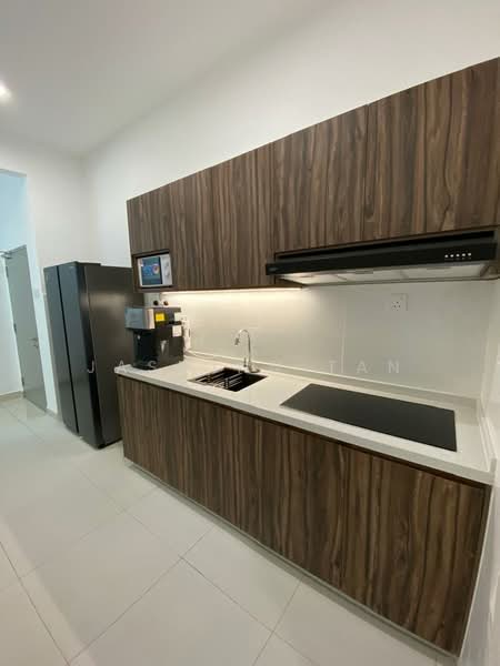 Pangsapuri untuk Disewa di D7 (D'Seven Lagoon Perdana) - Jasminn Tan - Kitchen - PropertyGuru.com.my