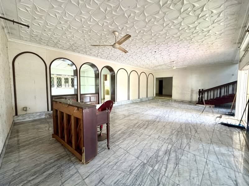 Rumah Banglo untuk Dijual di Klang Selatan (Klang) - NORFADILAH ZAINUDDIN - Living Room - PropertyGuru.com.my