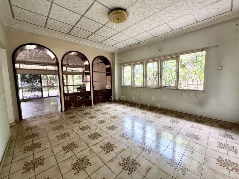 Rumah Banglo untuk Dijual di Klang Selatan (Klang) - NORFADILAH ZAINUDDIN - Living Room - PropertyGuru.com.my