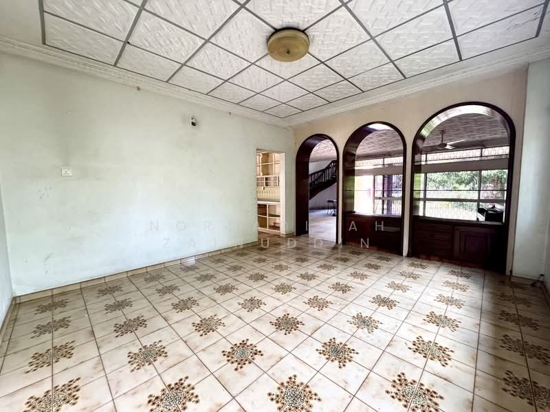 Rumah Banglo untuk Dijual di Klang Selatan (Klang) - NORFADILAH ZAINUDDIN - Living Room - PropertyGuru.com.my