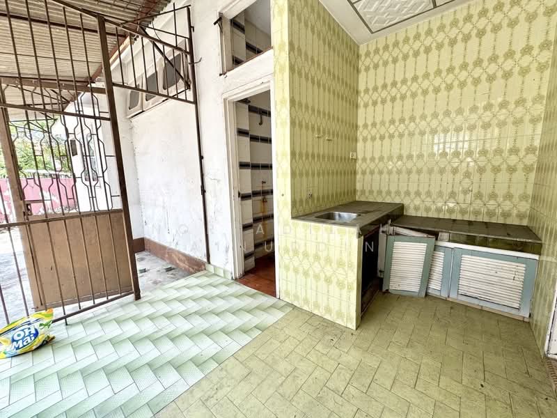 Rumah Banglo untuk Dijual di Klang Selatan (Klang) - NORFADILAH ZAINUDDIN - Kitchen - PropertyGuru.com.my