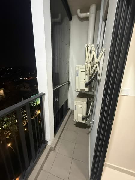 Servis Apartment untuk Disewa di Habitus @ City of Elmina - Ethan Chong - Balcony - PropertyGuru.com.my