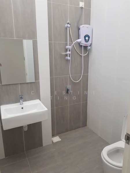 Rumah Berkembar untuk Dijual di Eco Majestic (Semenyih) - Celestine Ting - Bathroom - PropertyGuru.com.my