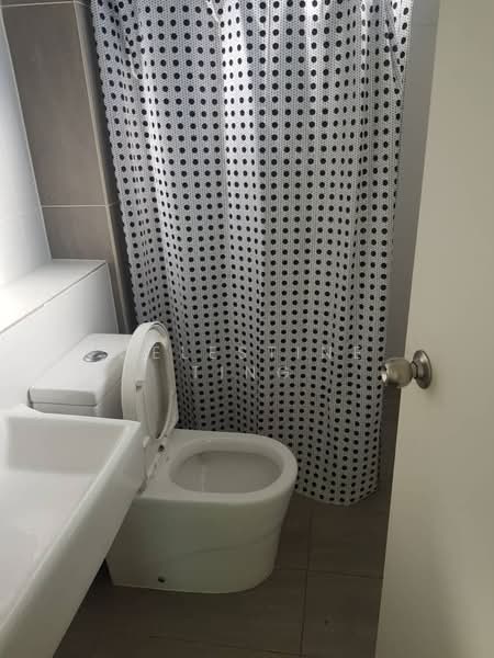 Rumah Berkembar untuk Dijual di Eco Majestic (Semenyih) - Celestine Ting - Bathroom - PropertyGuru.com.my