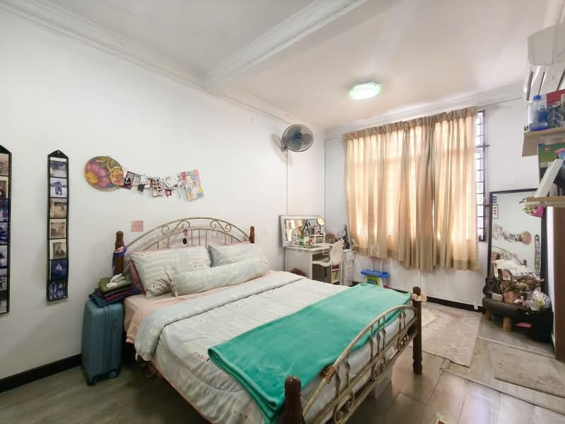 Semi-Detached House for Sale in Ukay Perdana (Ulu Kelang) - NORFADILAH ZAINUDDIN - Bedroom - PropertyGuru.com.my