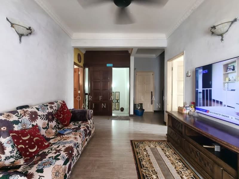 Semi-Detached House for Sale in Ukay Perdana (Ulu Kelang) - NORFADILAH ZAINUDDIN - Living Room - PropertyGuru.com.my