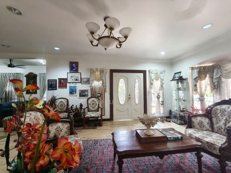 Semi-Detached House for Sale in Ukay Perdana (Ulu Kelang) - NORFADILAH ZAINUDDIN - Living Room - PropertyGuru.com.my