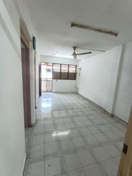 Flat for Sale at Taman Daya - Jalan Bertam 1, 10 and 16 - Max Ng - Interior - PropertyGuru.com.my