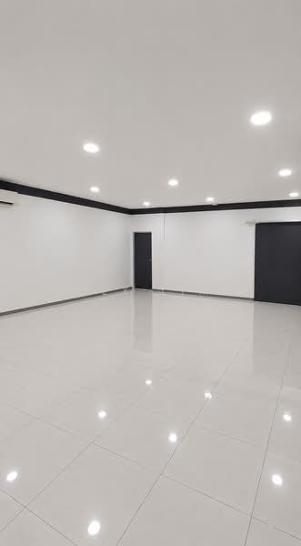 Kedai untuk Dijual di Bandar Puchong Utama (Puchong) - Fly Lim - Interior - PropertyGuru.com.my
