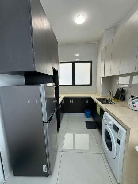 Condominium for Rent at Bay Laurel @ Country Garden Danga Bay - Eldwin Soh - Kitchen - PropertyGuru.com.my