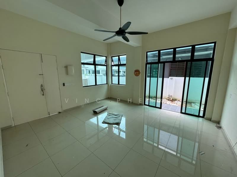 Rumah Berkembar untuk Disewa di Taman Ozana Impian (Bukit Katil) - Vinc Pheng - Living Room - PropertyGuru.com.my