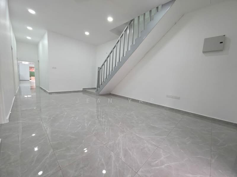 2-storey Terraced House for Sale in Pekan Nanas (Johor) - Jean Yap - Living Room - PropertyGuru.com.my