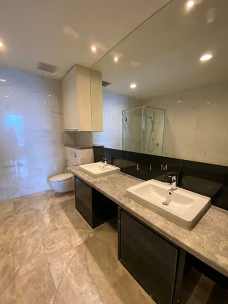 Service Residence for Sale at The Face Suites (Platinum Suites) - Eldon Lim - Bathroom - PropertyGuru.com.my