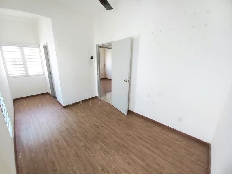 Rumah Teres untuk Dijual di Bukit Rahman Putra (Sungai Buloh) - NORFADILAH ZAINUDDIN - Interior - PropertyGuru.com.my