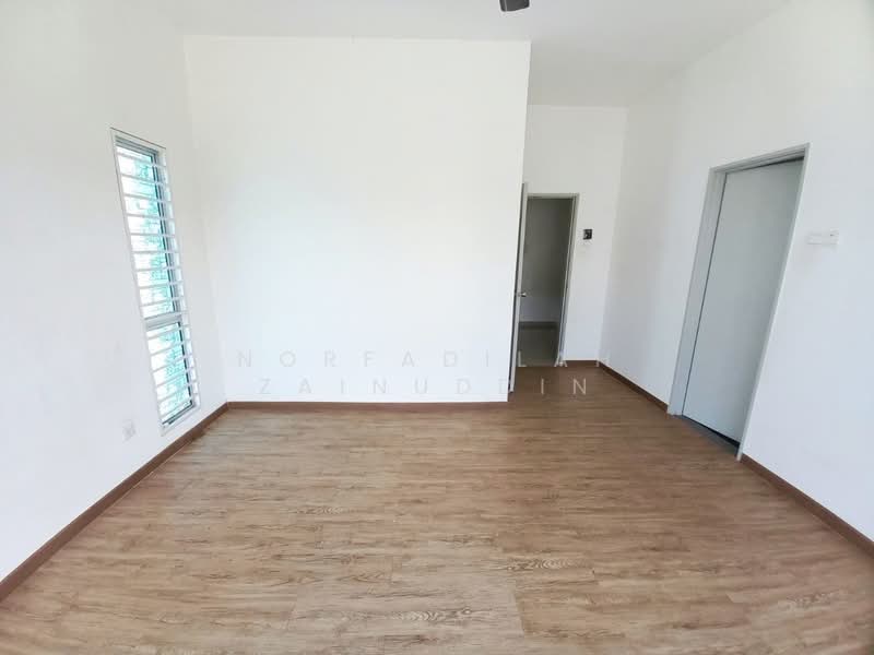 Rumah Teres untuk Dijual di Bukit Rahman Putra (Sungai Buloh) - NORFADILAH ZAINUDDIN - Interior - PropertyGuru.com.my