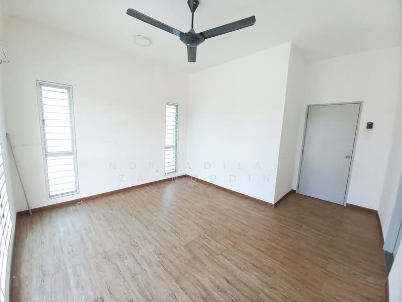 Rumah Teres untuk Dijual di Bukit Rahman Putra (Sungai Buloh) - NORFADILAH ZAINUDDIN - Interior - PropertyGuru.com.my