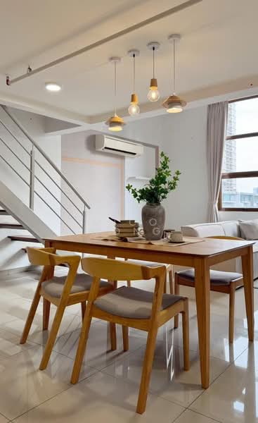 Servis Apartment untuk Disewa di Pinnacle Kelana Jaya - Mico Wong - Dining Room - PropertyGuru.com.my