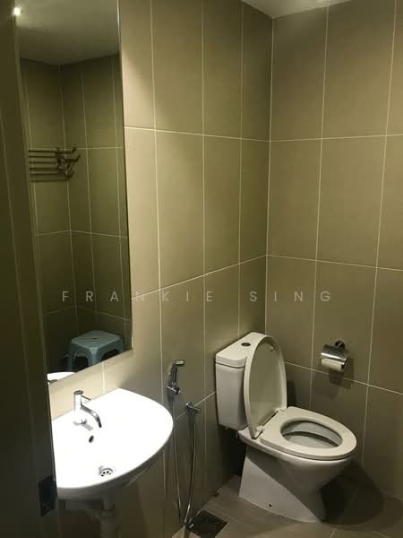 Pangsapuri untuk Disewa di Res 280 - Frankie Sing - Bathroom - PropertyGuru.com.my