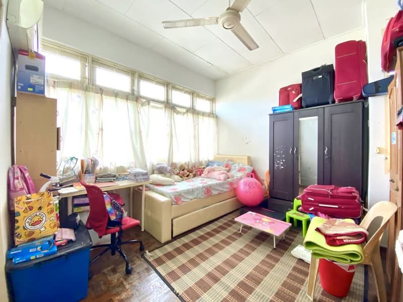 Rumah Banglo untuk Dijual di Seksyen 2 (Shah Alam) - NORFADILAH ZAINUDDIN - Bedroom - PropertyGuru.com.my