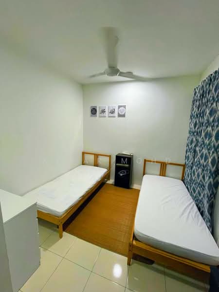 Pangsapuri untuk Dijual di Puncak Hijauan - Azhar Mohd - Bedroom - PropertyGuru.com.my
