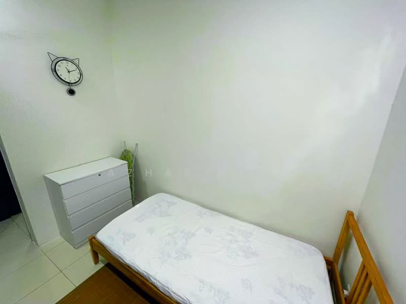 Pangsapuri untuk Dijual di Puncak Hijauan - Azhar Mohd - Bedroom - PropertyGuru.com.my