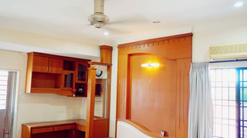 Rumah Teres 2 Tingkat untuk Disewa di Bayan Lepas (Penang) - A Ee Ee - Bedroom - PropertyGuru.com.my