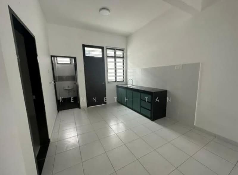 Rumah Kluster untuk Dijual di Johor Bahru (Johor) - Kenneth Tan - Kitchen - PropertyGuru.com.my