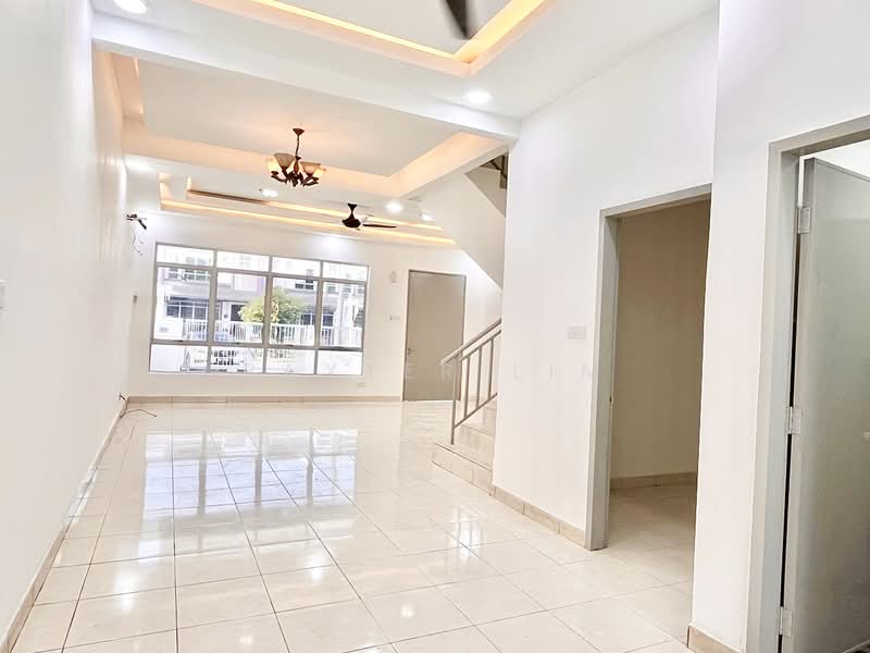 2-storey Terraced House for Rent in Puncak Alam (Selangor) - Baxter Lim - Living Room - PropertyGuru.com.my