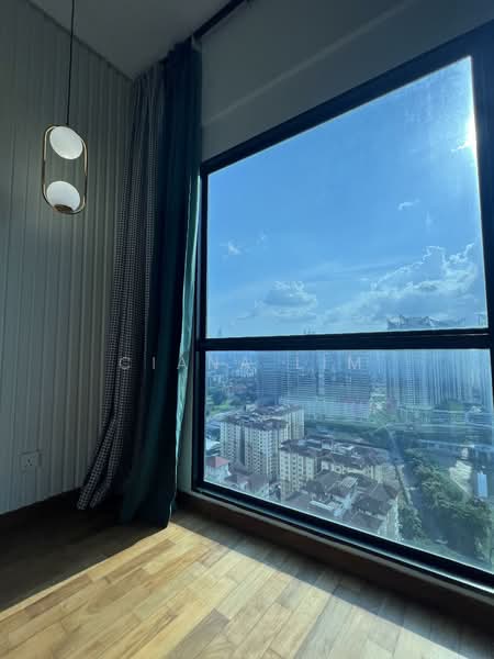 Servis Apartment untuk Dijual di Reizz Residence - Ciana Lim - View - PropertyGuru.com.my
