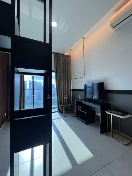 Servis Apartment untuk Dijual di Reizz Residence - Ciana Lim - Living Room - PropertyGuru.com.my
