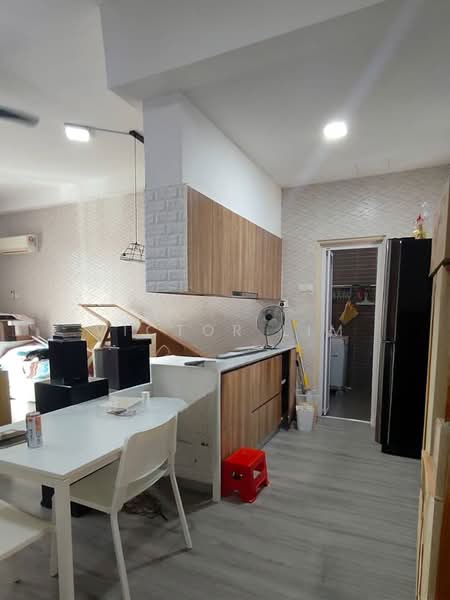 Servis Apartment untuk Dijual di Palazio - Victor Lim - Kitchen - PropertyGuru.com.my