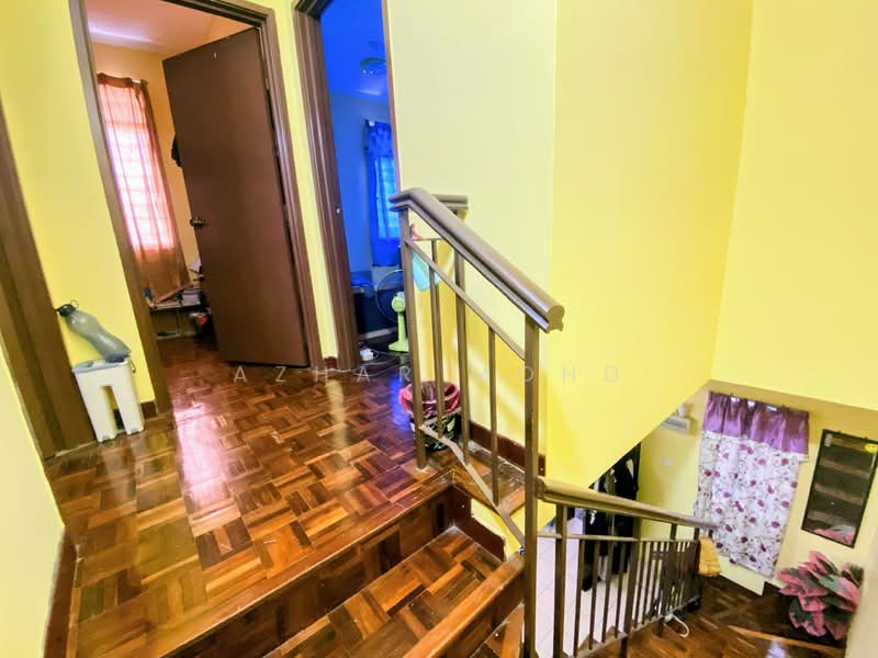 Rumah Teres 2 Tingkat untuk Dijual di Bandar Tasik Kesuma (Beranang) - Azhar Mohd - Interior - PropertyGuru.com.my