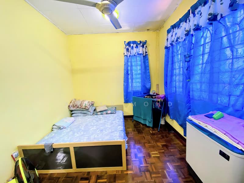 Rumah Teres 2 Tingkat untuk Dijual di Bandar Tasik Kesuma (Beranang) - Azhar Mohd - Bedroom - PropertyGuru.com.my