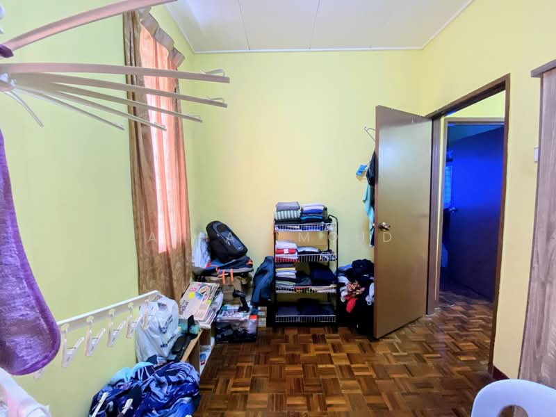 Rumah Teres 2 Tingkat untuk Dijual di Bandar Tasik Kesuma (Beranang) - Azhar Mohd - Bedroom - PropertyGuru.com.my
