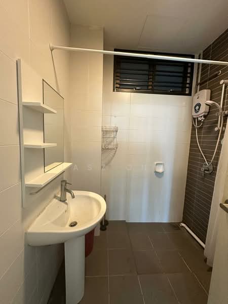 Servis Apartment untuk Dijual di Palazio - Jasz Ong - Bathroom - PropertyGuru.com.my