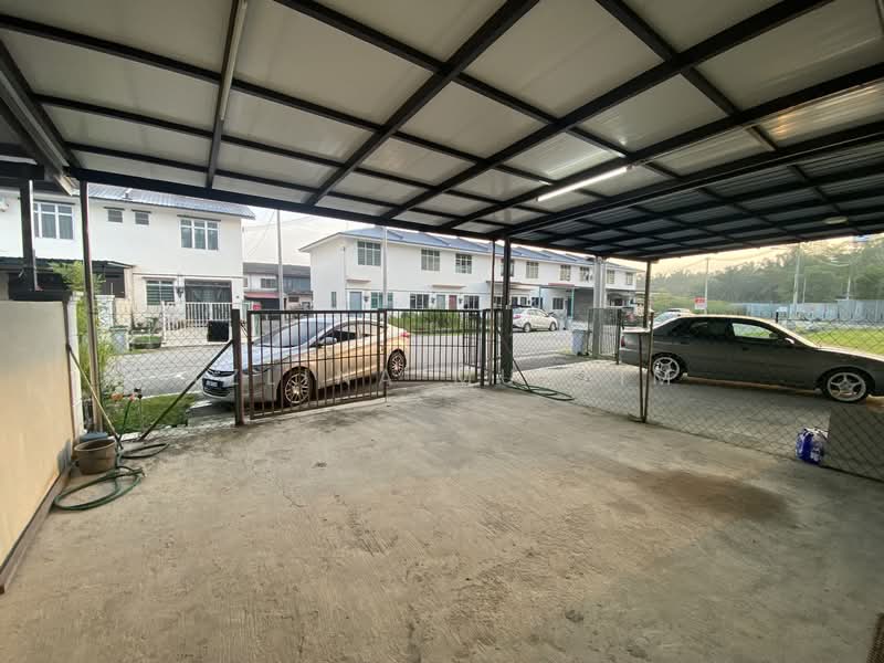1-storey Terraced House for Sale in Yong Peng (Johor) - Azlina Muslim - Exterior - PropertyGuru.com.my