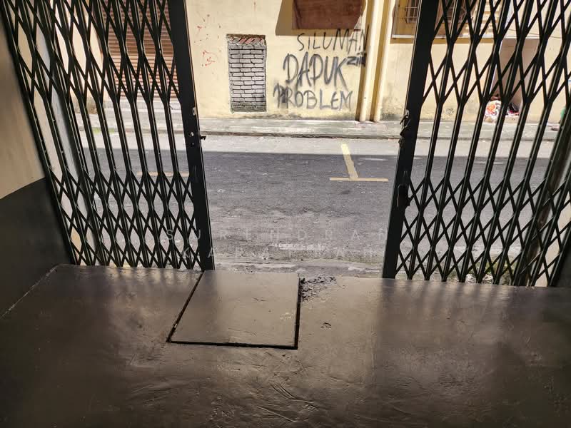Kedai untuk Disewa di Taman Bayu Perdana (Klang) - Surendran Karapiah - Exterior - PropertyGuru.com.my