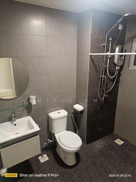 Servis Apartment untuk Disewa di Maxim Citylights @ Sentul KL - Amirul Ami - Bathroom - PropertyGuru.com.my