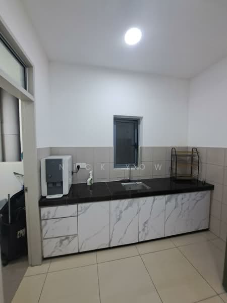 Kondominium untuk Disewa di Sky Awani Residensi 3 - Nick Yow - Kitchen - PropertyGuru.com.my