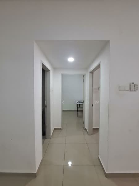 Kondominium untuk Disewa di Sky Awani Residensi 3 - Nick Yow - Corridor - PropertyGuru.com.my