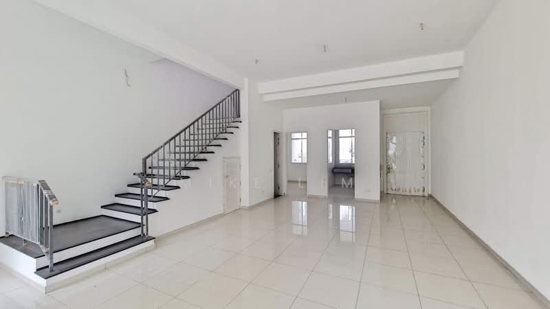 2-storey Terraced House for Sale in Semenyih (Selangor) - Mike Lim - Living Room - PropertyGuru.com.my